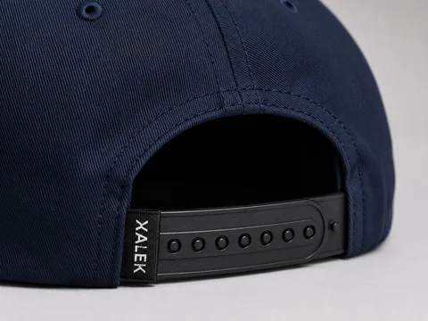 Adjustable custom cap closure and back strap detail